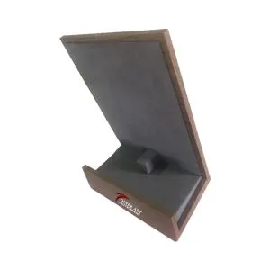 Hnědá dýha v držáku katalogu tvaru U