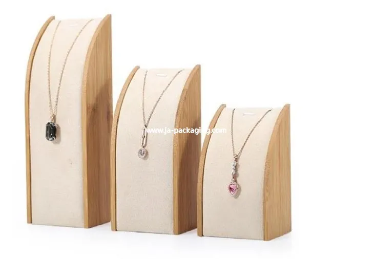 Bambusové dřevo náhrdelník busty