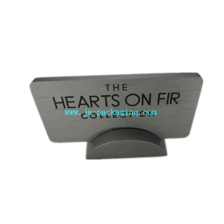 Šedá akrylová jmenovka